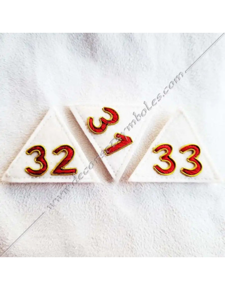 ACC026-triangles-maconniques-reaa-31-32-33-degres-velcro-sautoirs-supremes-conseil-accessoires-cocardes-fm
