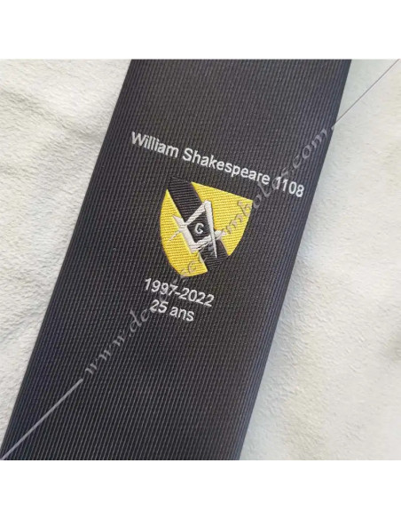 Corbata masónica de tejido sedoso personalizable con