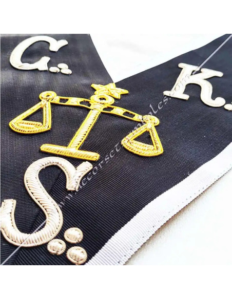 HRA042-1er-grands-juges-30e-degres-reaa-chevaliers-kadoschs-cordons-kaddoshs-sautoirs-fm-officiers