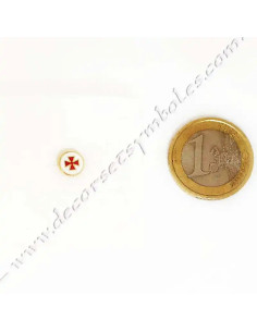 Mini pin's ou épinglette maçonnique Croix Templière émaillé