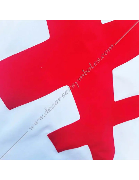Taglio conforme al modello dell'Ordine, fluido, comfort
