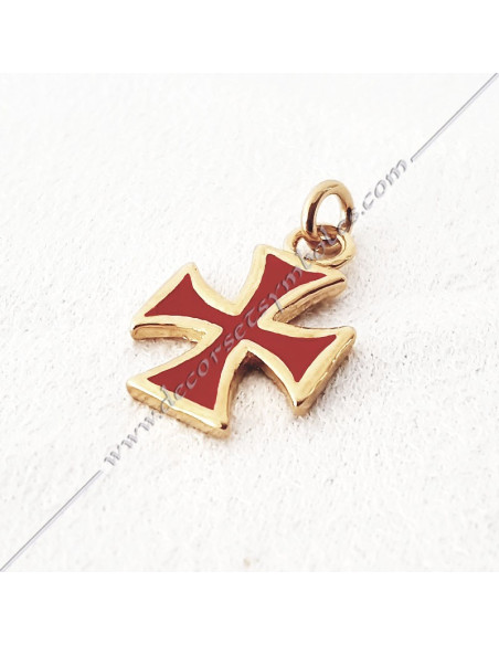 FGK540- pendentif croix templière, bijou maconnique or émaillé rouge. Décors et cadeaux de franc maconnerie
