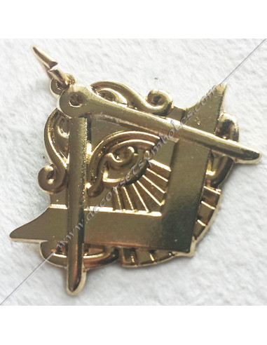 pendentif oeil equerre compas, bijou maconnique or, décors et cadeaux de franc maconnerie, symboles et signes FM, colliers