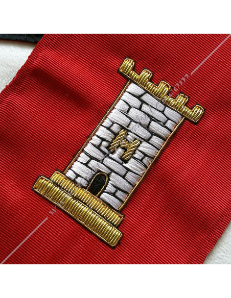 Broderies : symbole du 1er grand gardien, branches