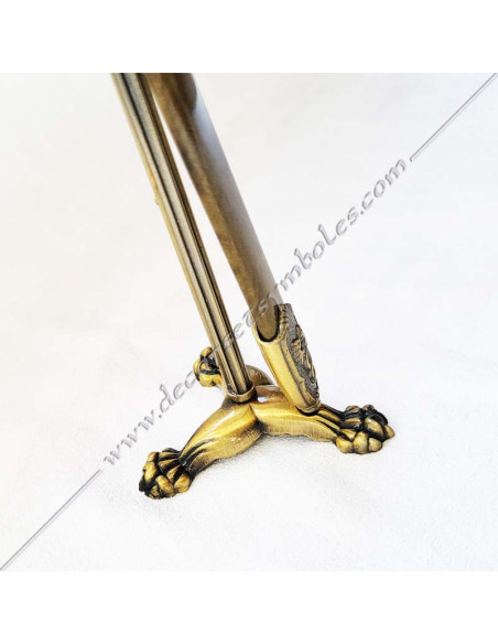 CFM030-coupes-papier-maconniques-epees-excalibur-roi-arthur-cadeaux-fm-accessoires-outils-decors-signes-gants-blancs