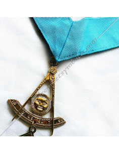 VRF031B-collars-collerettes-ribbons-masonic-vmi-worshipful-master-installed-french-groussier-rite-symbols-decorations-fm 2