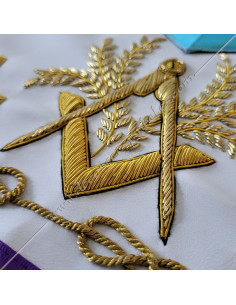 Équerre, Compas d'Or et Taus Turquoises
