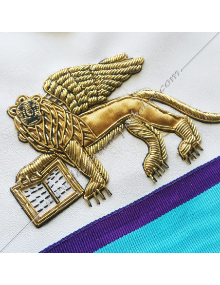 TRM469P-venise-tabliers-venerables-maconniques-maitres-memphis-lion-franges-or-pendeloques-fm-taus-pampilles