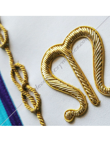 Grembiule Maestro Rito di Venezia détail de la broderie