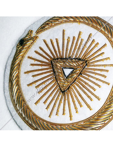 Patch Ouroboros brodé main au fil d'or et de soie