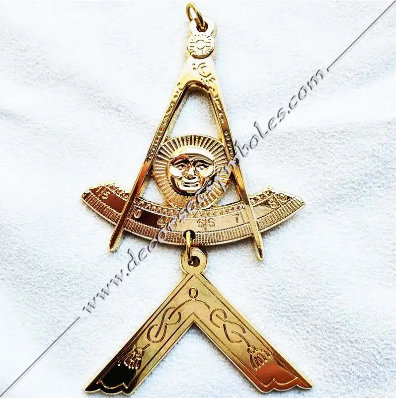 Masonic jewel of Worshipful Master